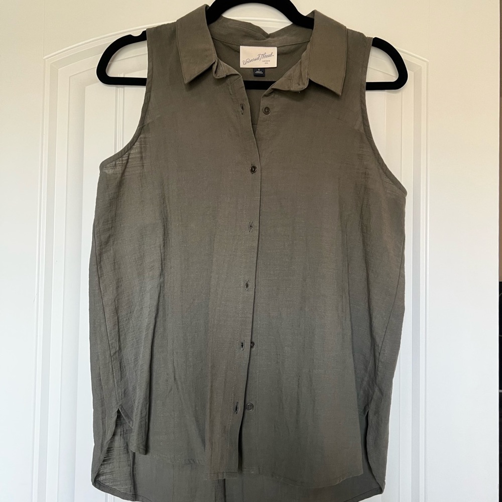 Universal Thread Womens Size Small Sleeveless Top
